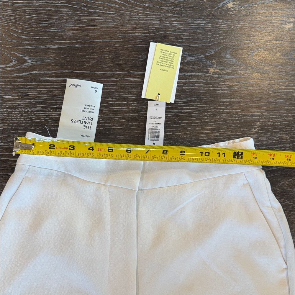 NWT Aritzia The Limitless Pant Wilfred Crepette Size 6 Short Wide Leg Cream - Picture 11 of 15